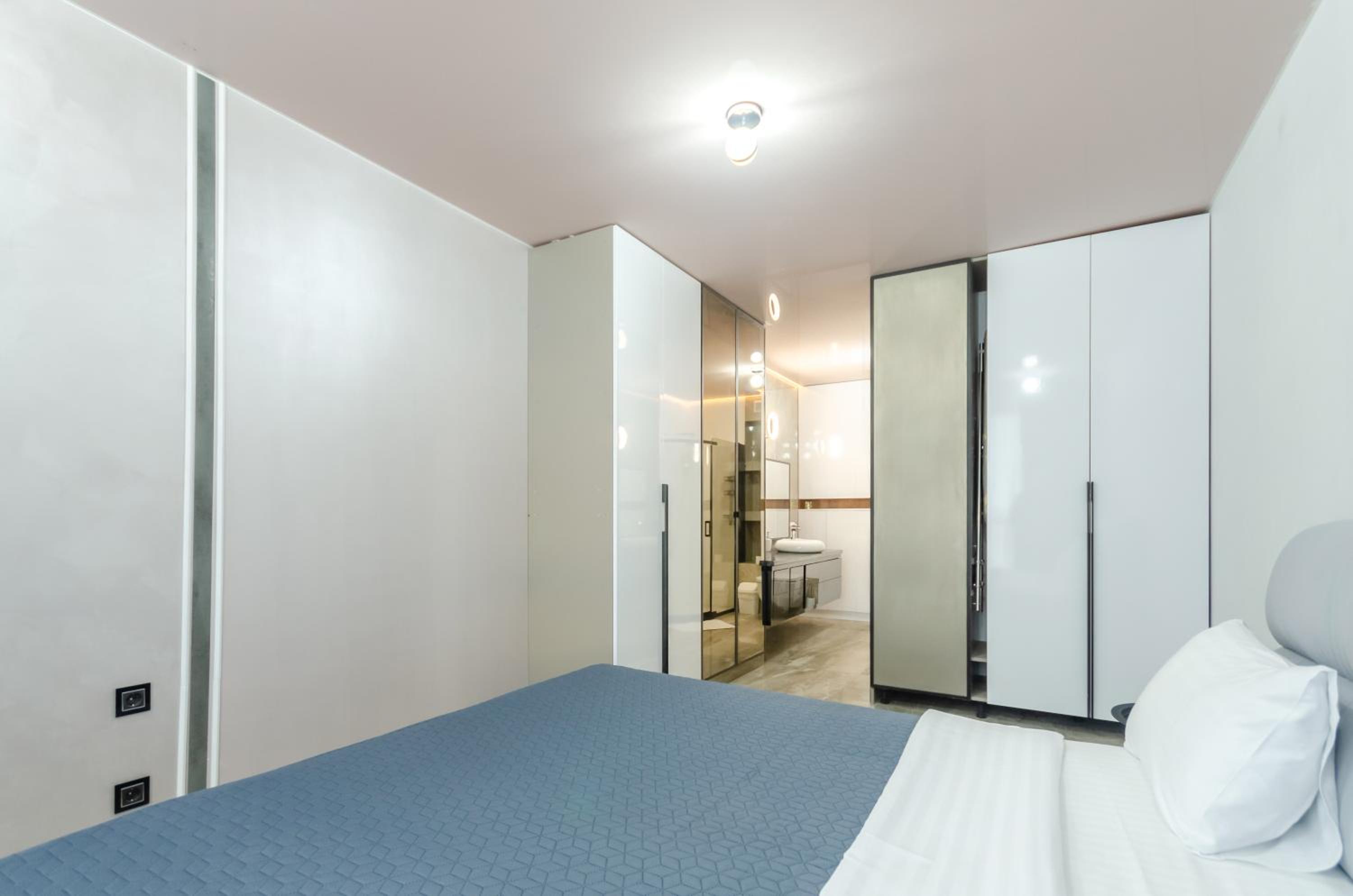 13-109 in RC Kvartet, 16Г Vasyl Lypkivskyi Street,Petrovdom Apartments