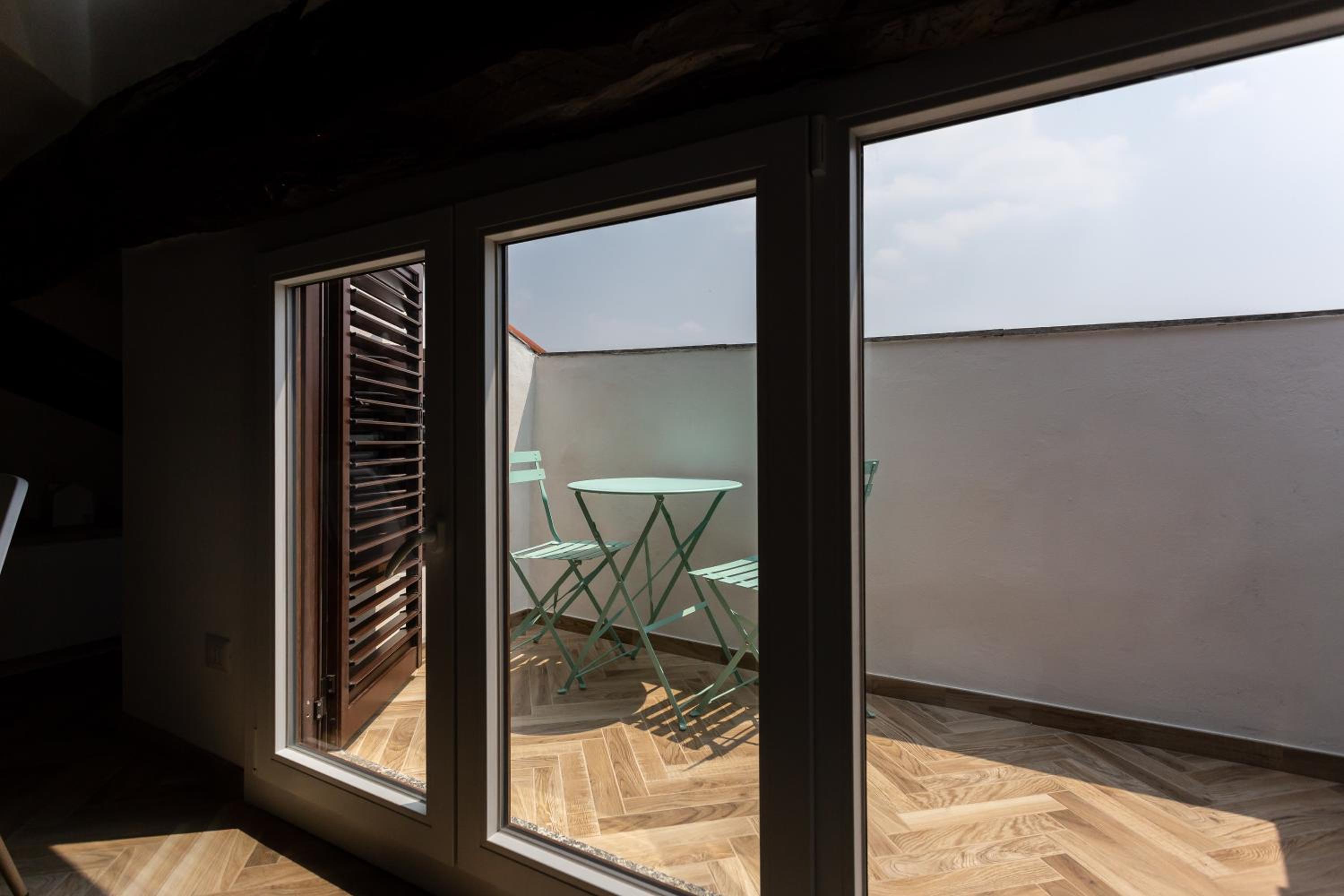 Mortara Navigli Apartments