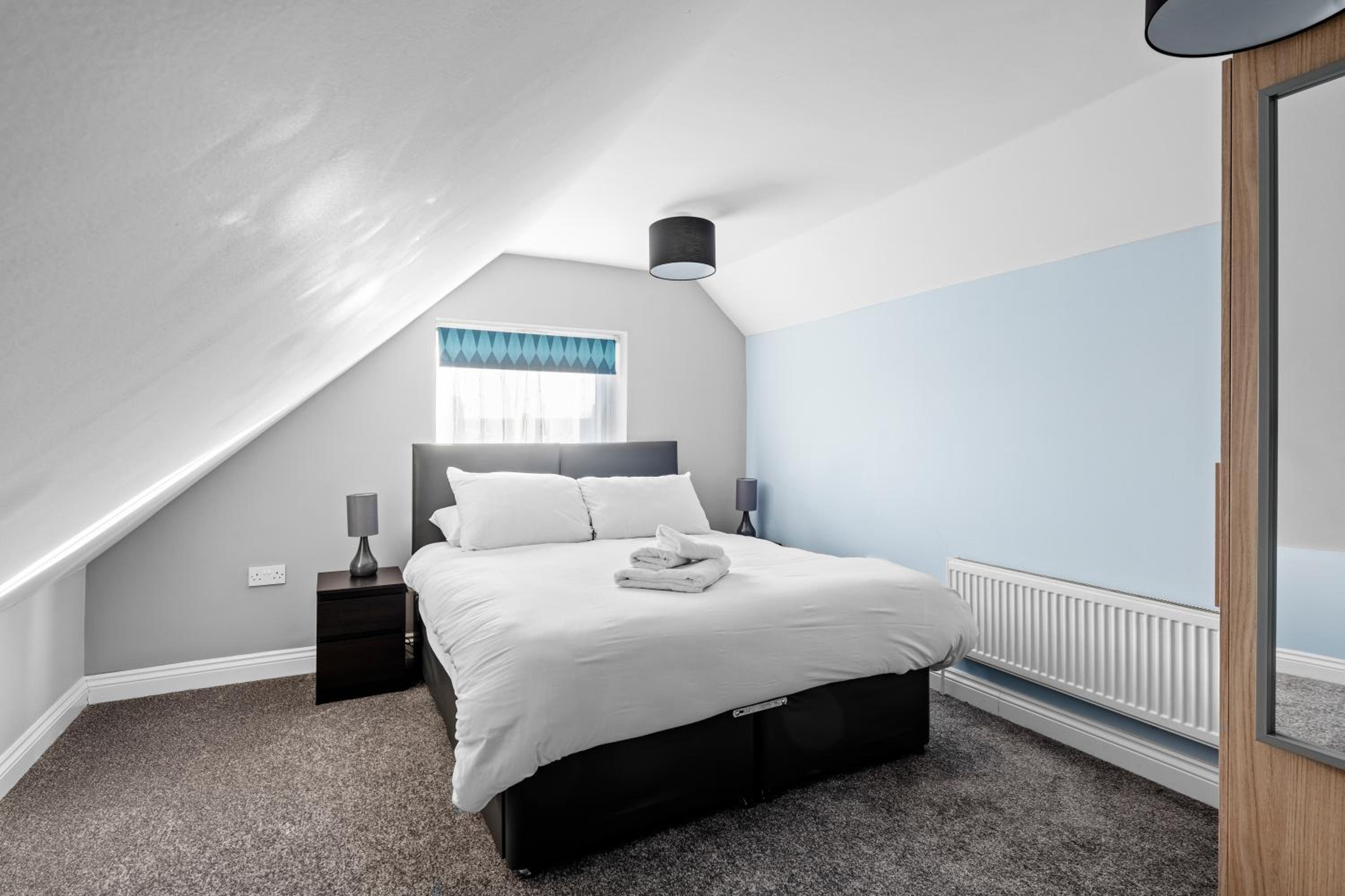Cosy 2 Bedroom Flat in East Ham, Close to Excel