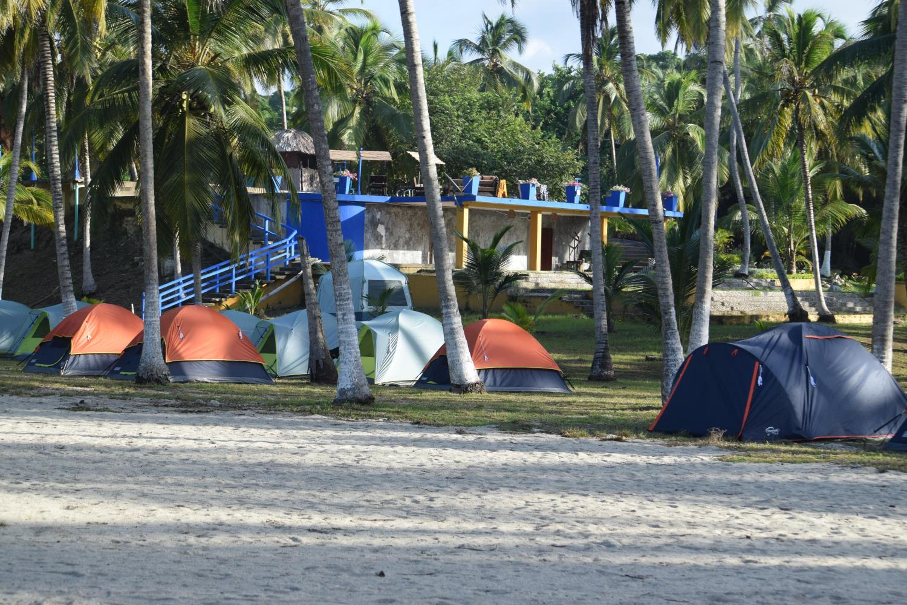 CASA DE CAMPO CASTILLETE dentro del PARQUE TAYRONA
