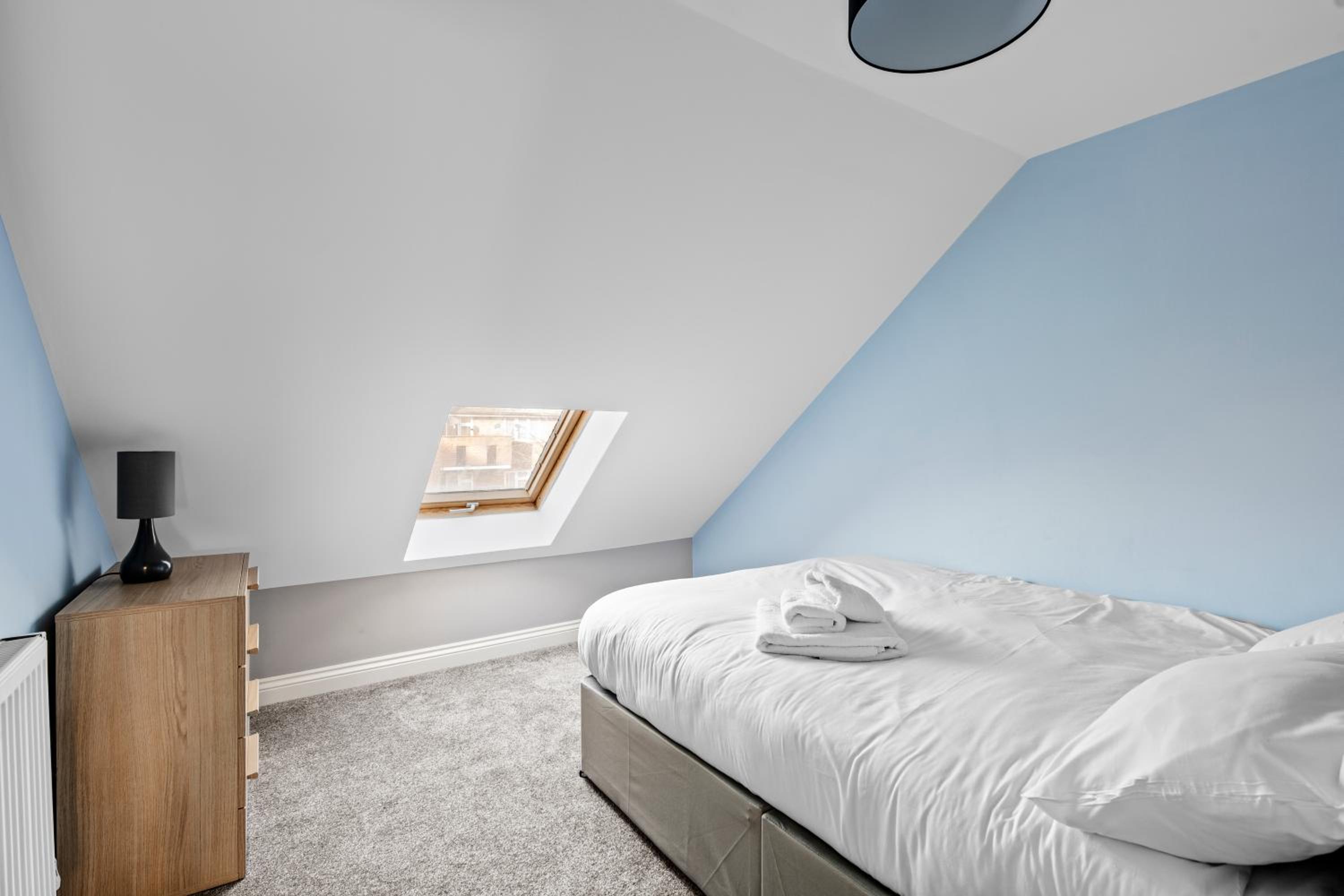Cosy 2 Bedroom Flat in East Ham, Close to Excel