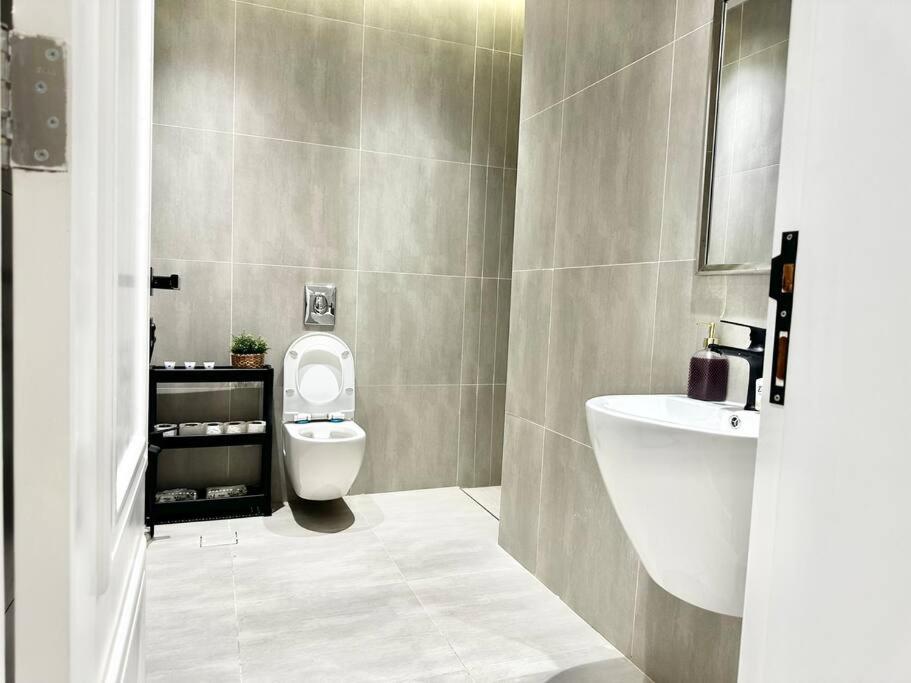 Kameil Residence Almalq 10 Minutes to Boulevard and Diriyah
