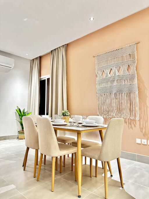 Kameil Residence Almalq 10 Minutes to Boulevard and Diriyah