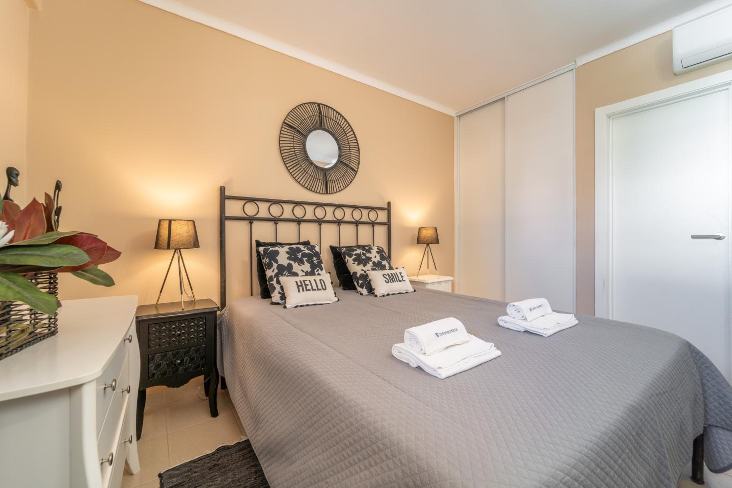 Passport Beach Apartment - 409 by HelloVacations view 2