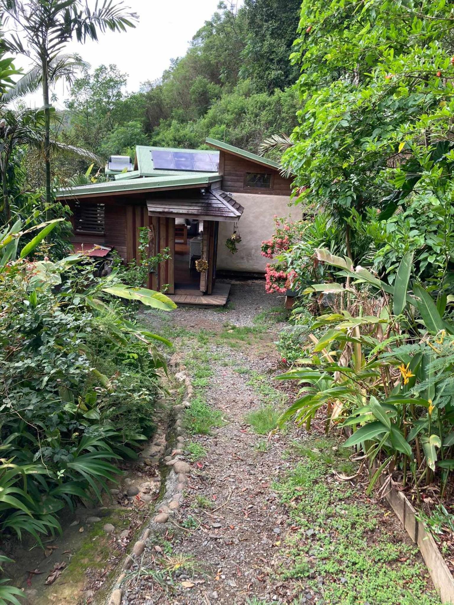 La pirogue enchantée maison karukera