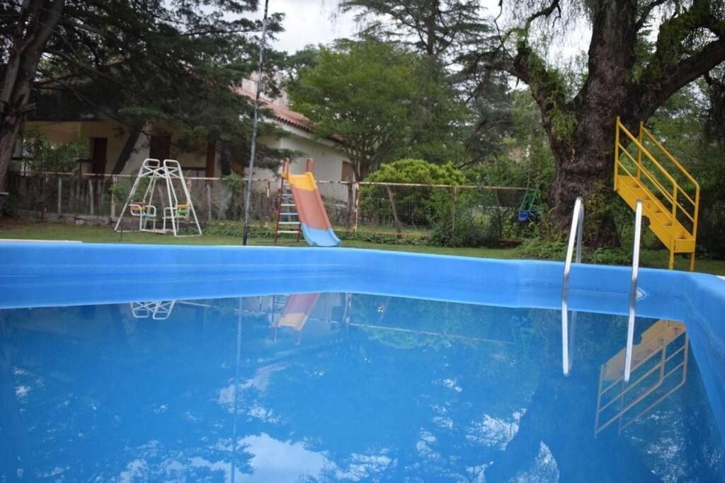 Hermosa casa en el lago