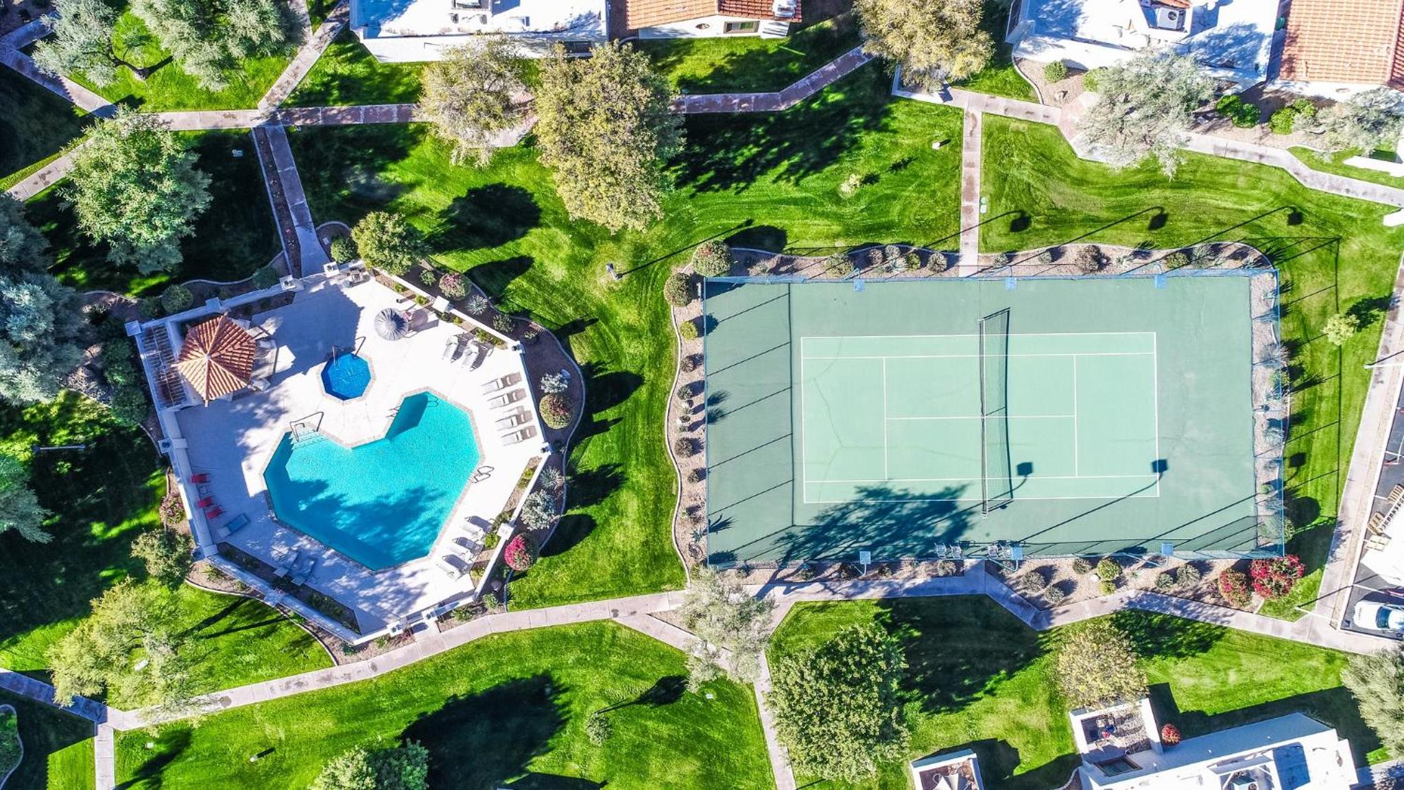 Peaceful Privacy-Tennis-Greenbelt-Golf-Walkable view 5
