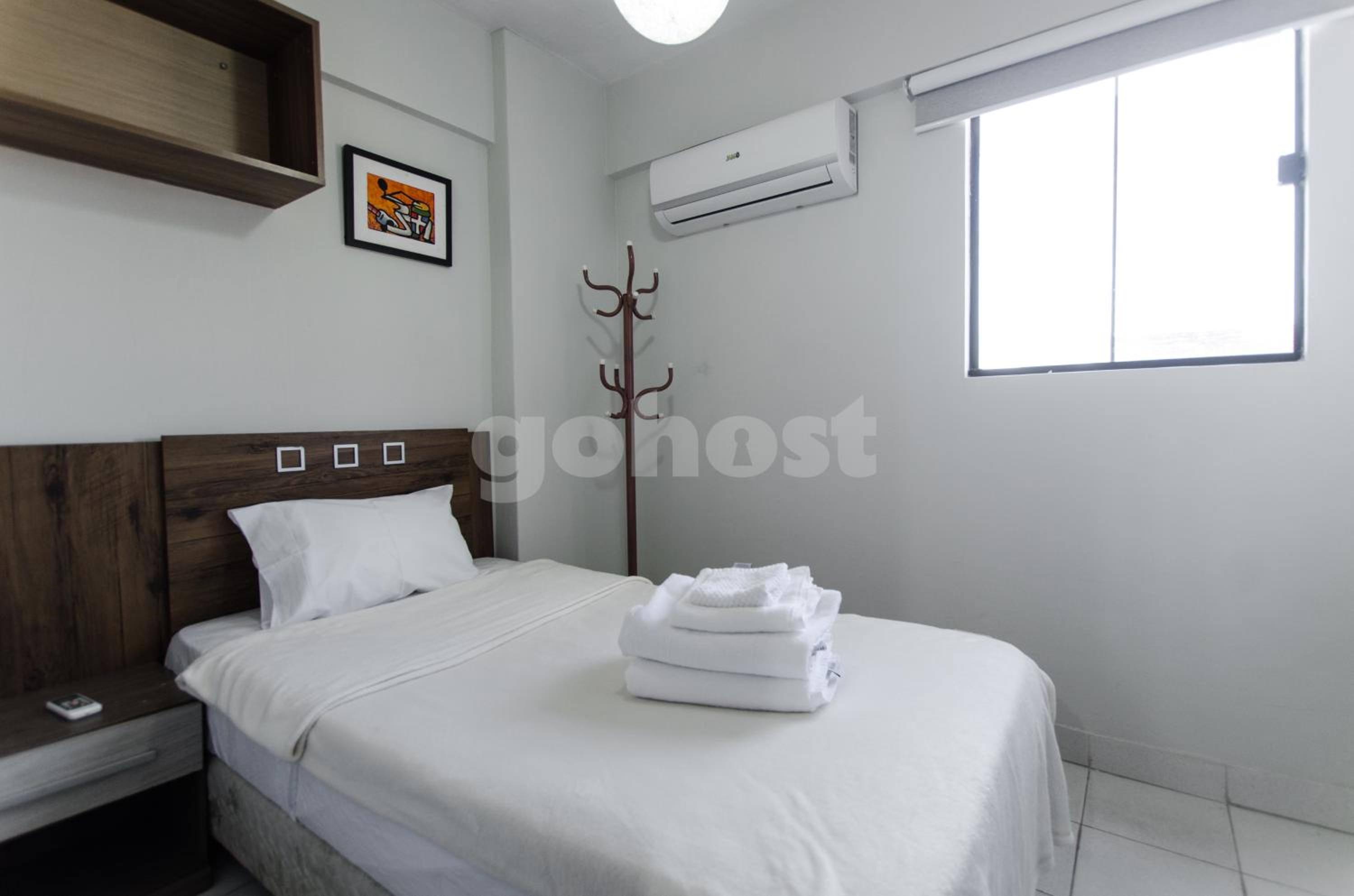 Spacious Apartment Located In Downtonwn Asuncion