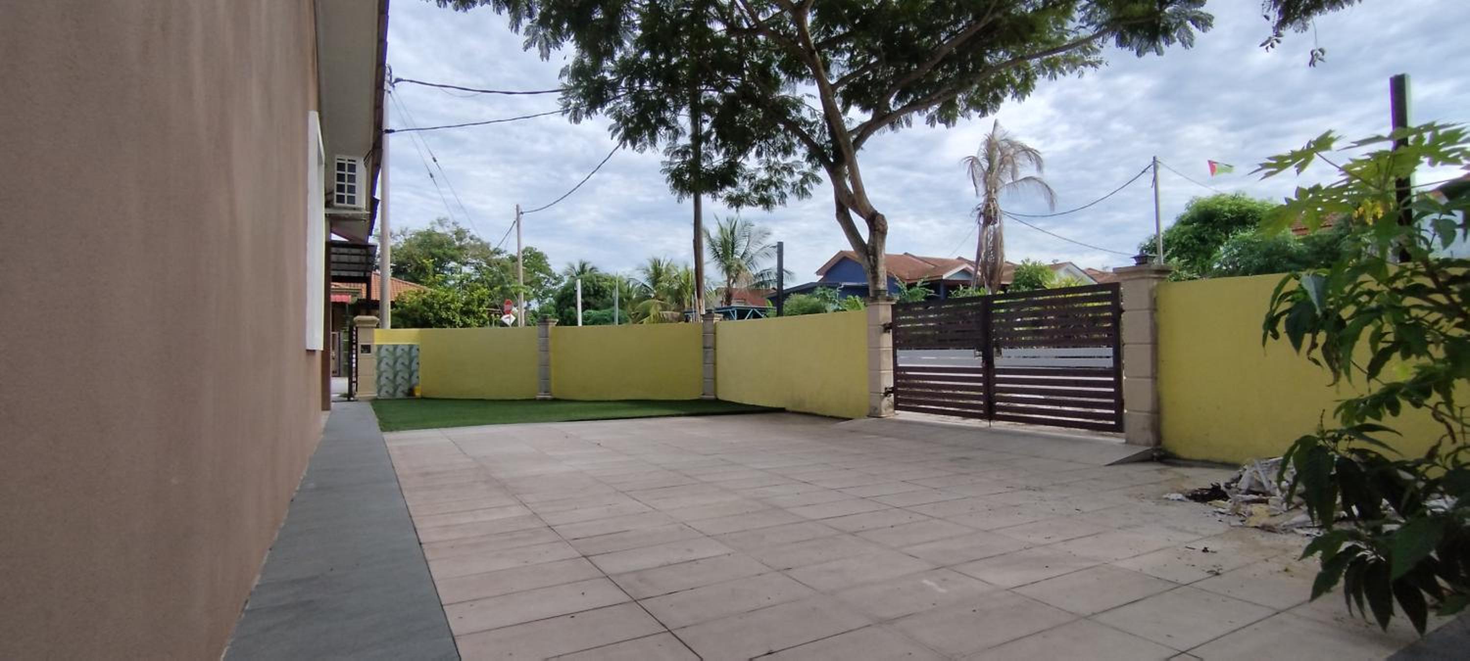 Coklat Homestay Teluk Kemang Port Dickson photo 5
