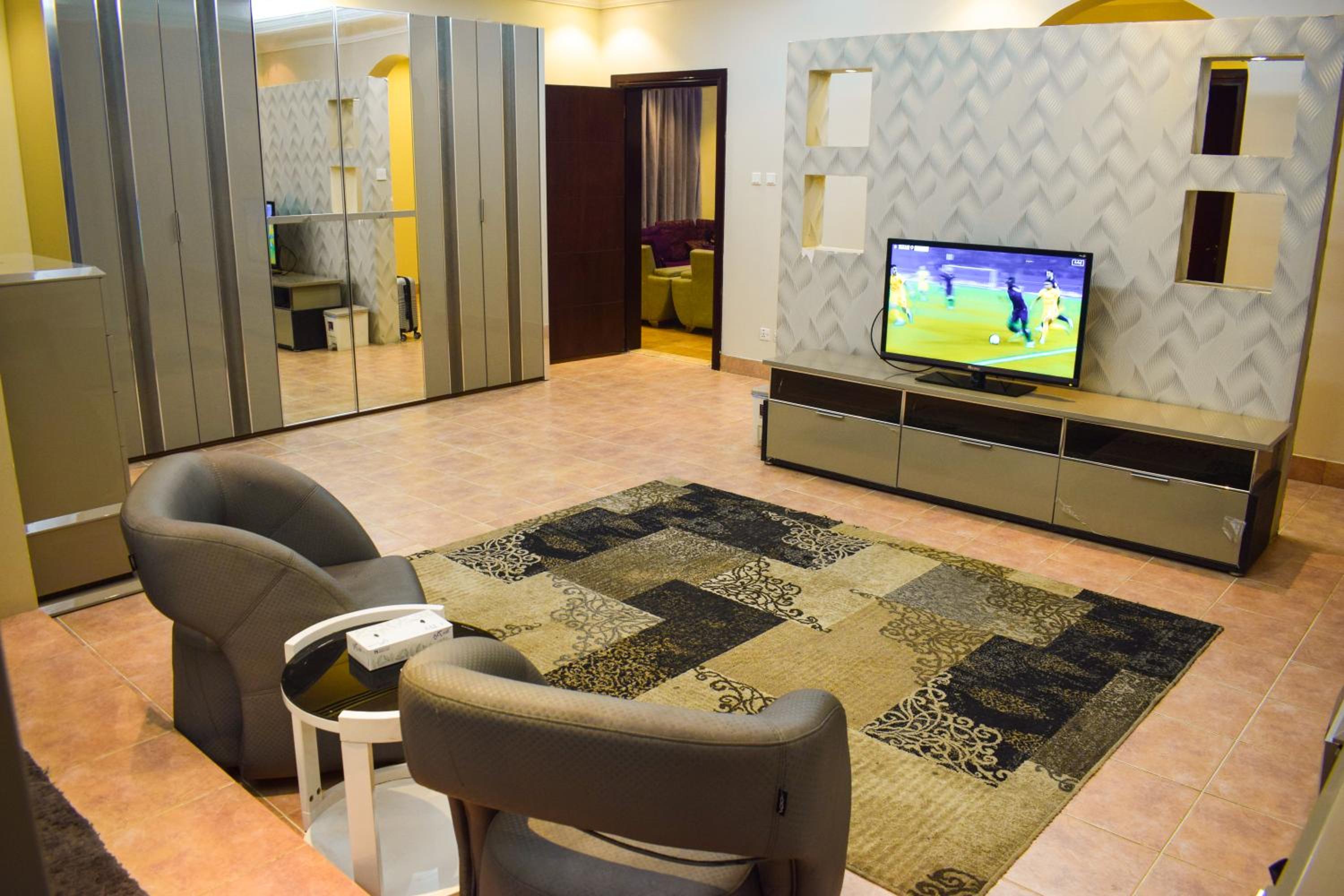 Arjan Qurtuba Served Apartments