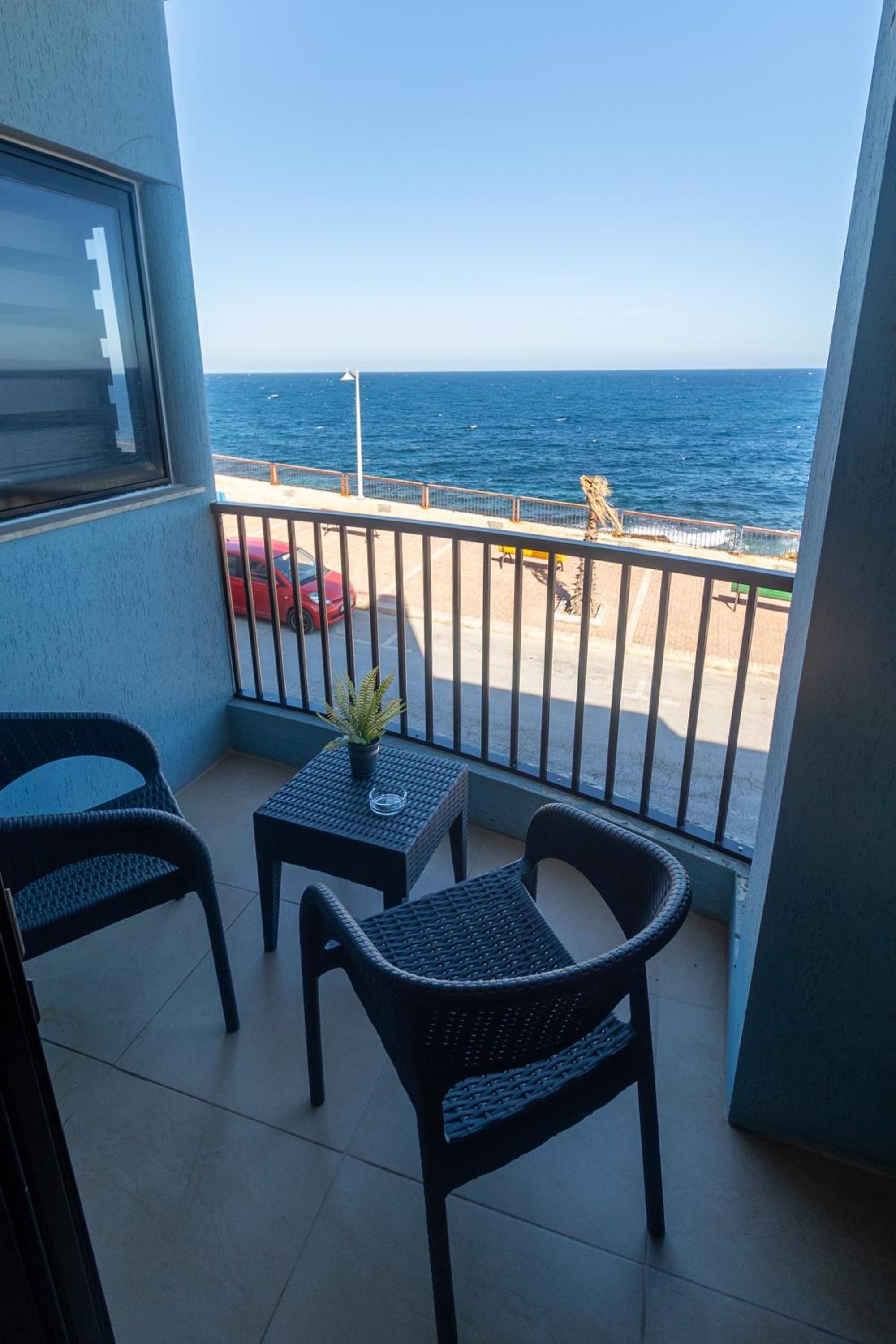 SG seaview apartment view 5