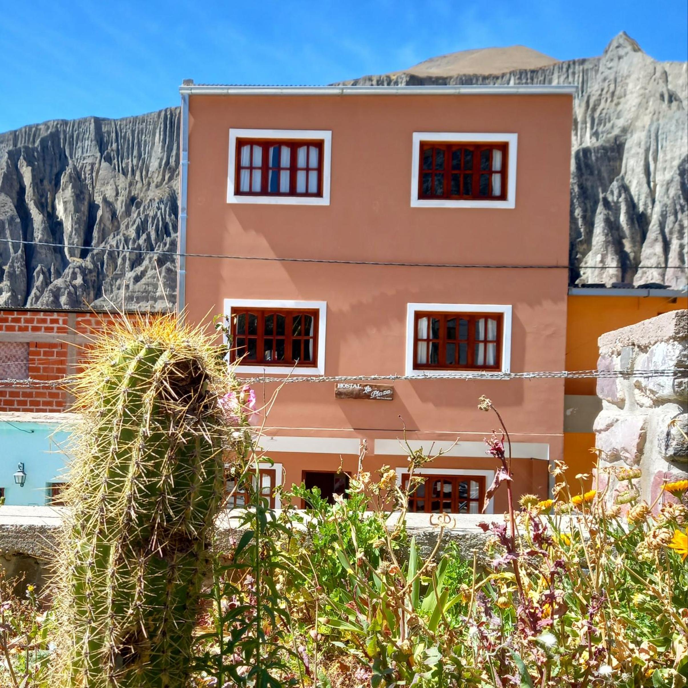 HOSTAL LA PLAZA IRUYA