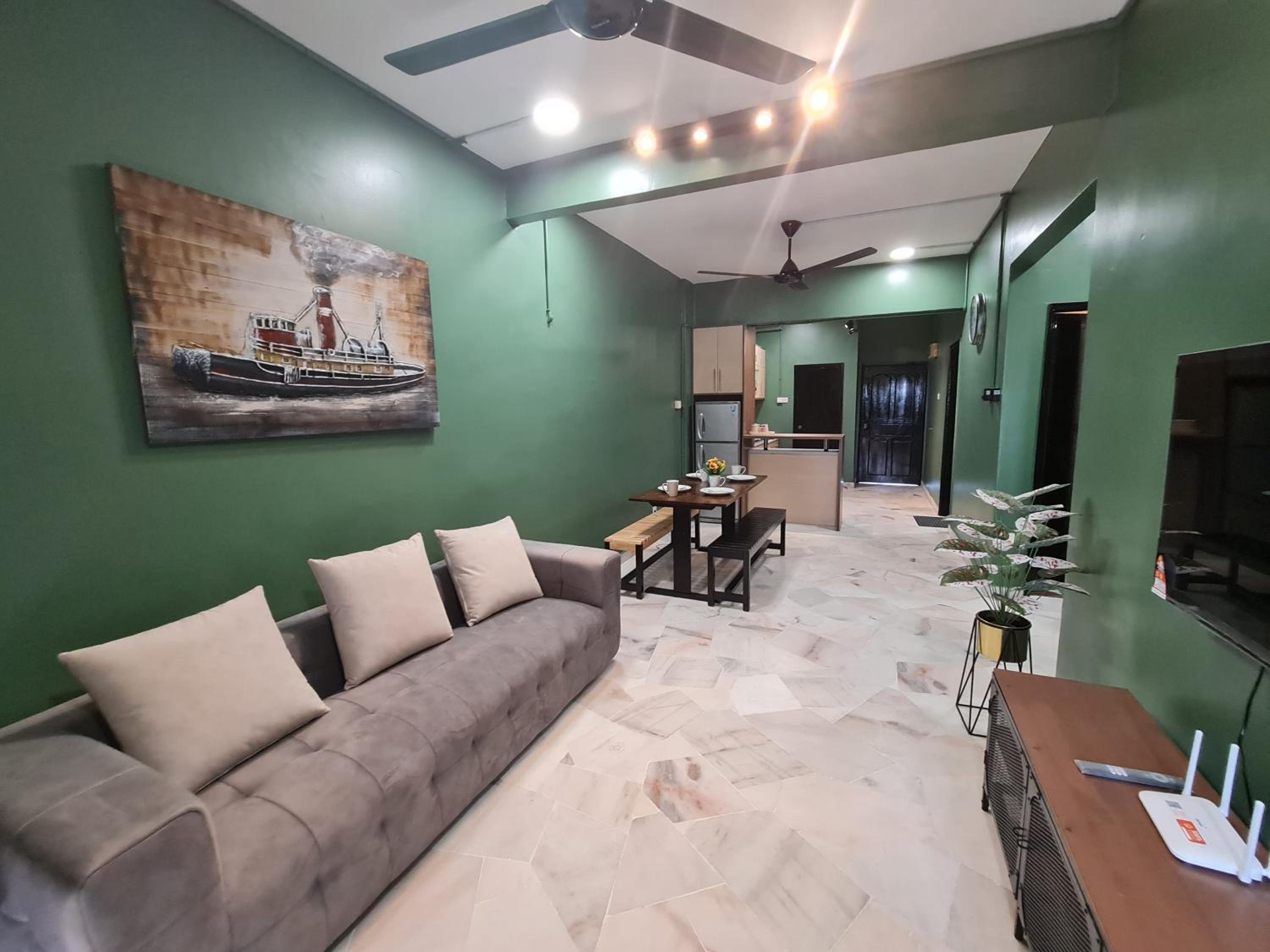 4-10pax Doorstep To PRIVATE BEACH "HEALING", WATERSPORT, Bbq Set, Pool, Wifi, 50"TV photo 1