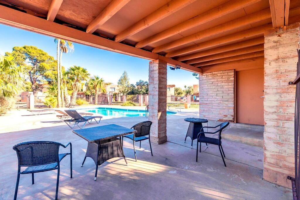 Alegria Corner - Charming dog-friendly, 2BR-1BA with Pool, Mountain Views view 5