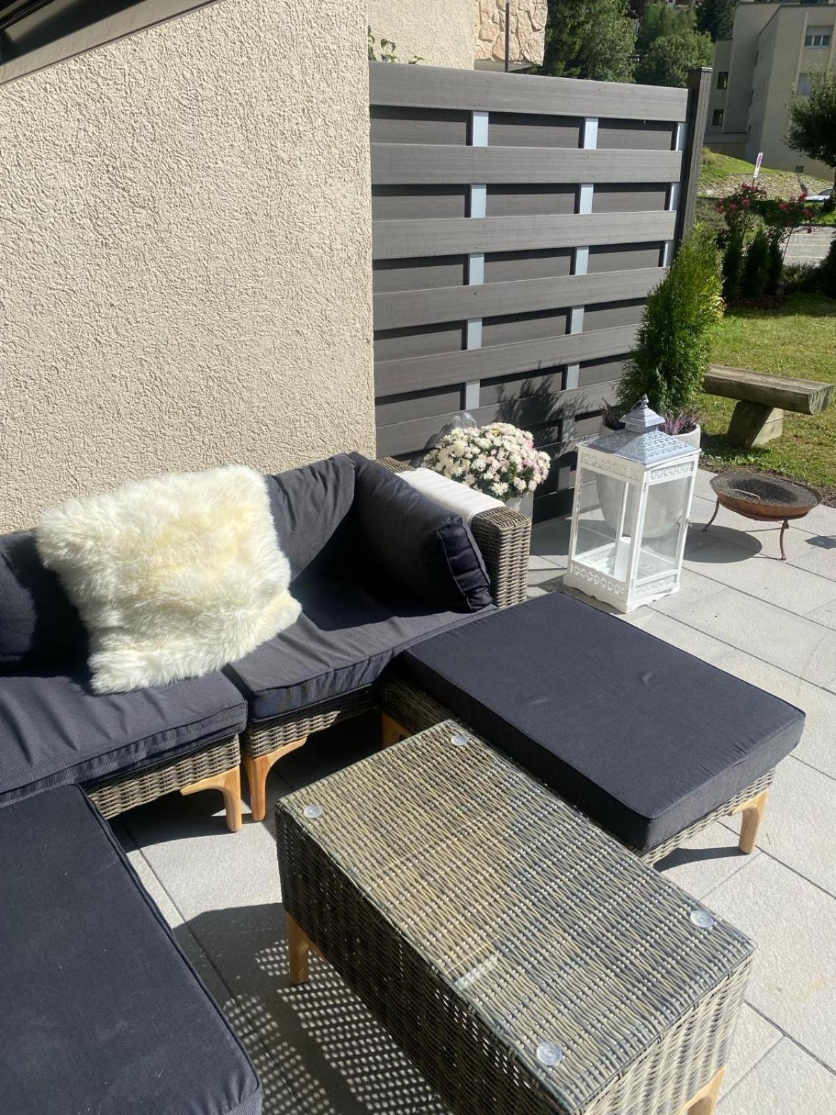 Studio magnifique avec terrasse spacieuse Loèche-les-Bains Vacances