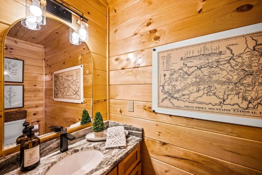 Top Rated Modern 3BD |Secluded |Fire Pit |Arcade