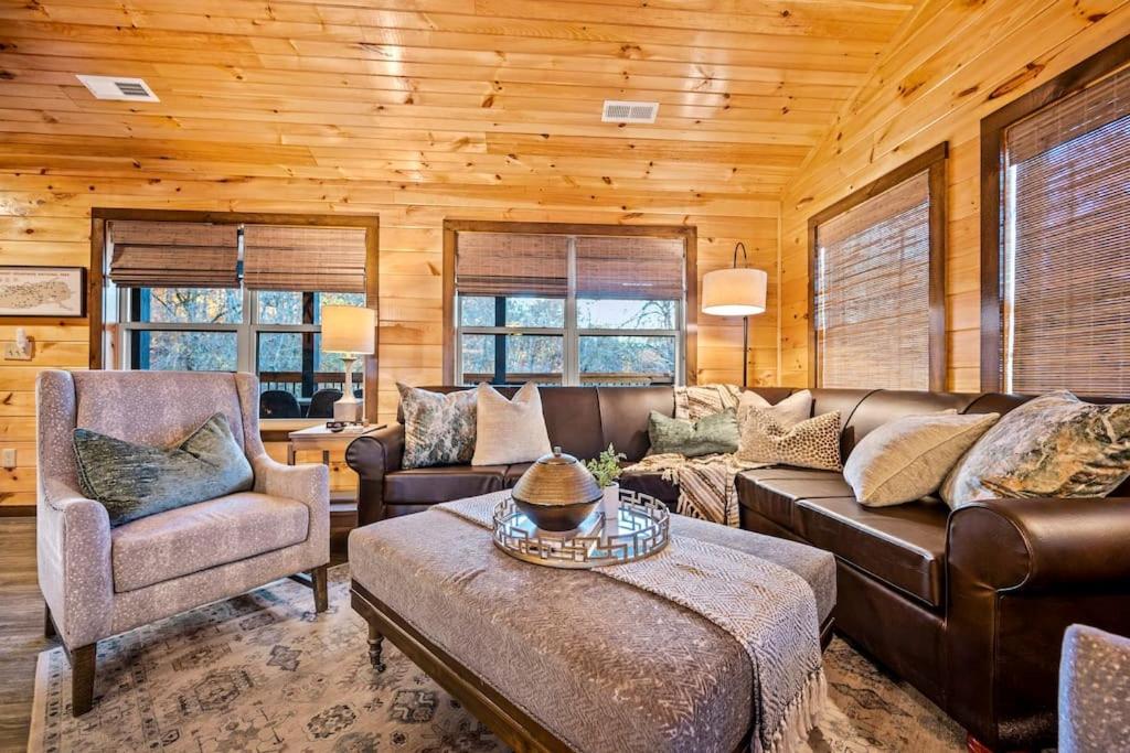 Top Rated Modern 3BD |Secluded |Fire Pit |Arcade