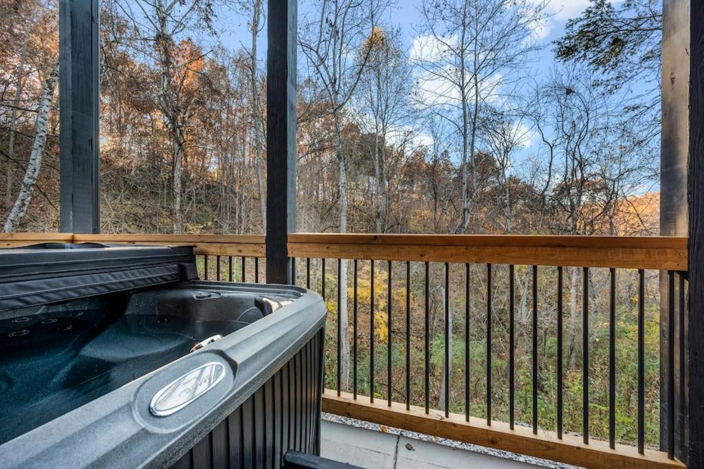 Top Rated Modern 3BD |Secluded |Fire Pit |Arcade