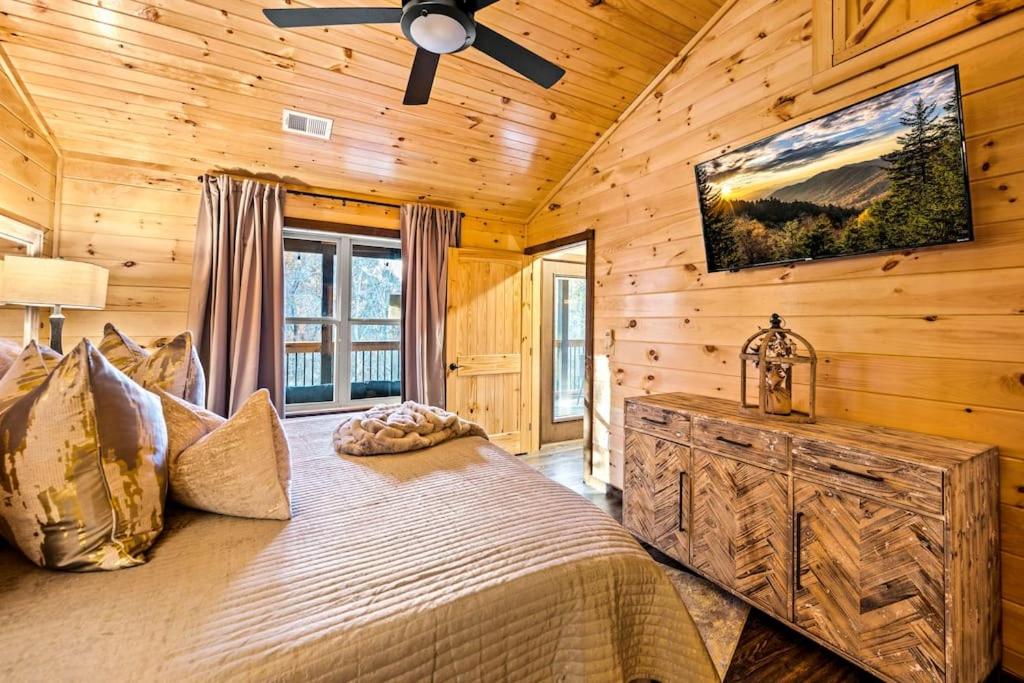 Top Rated Modern 3BD |Secluded |Fire Pit |Arcade