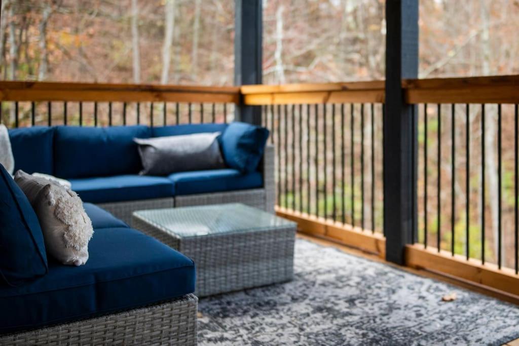 Top Rated Modern 3BD |Secluded |Fire Pit |Arcade