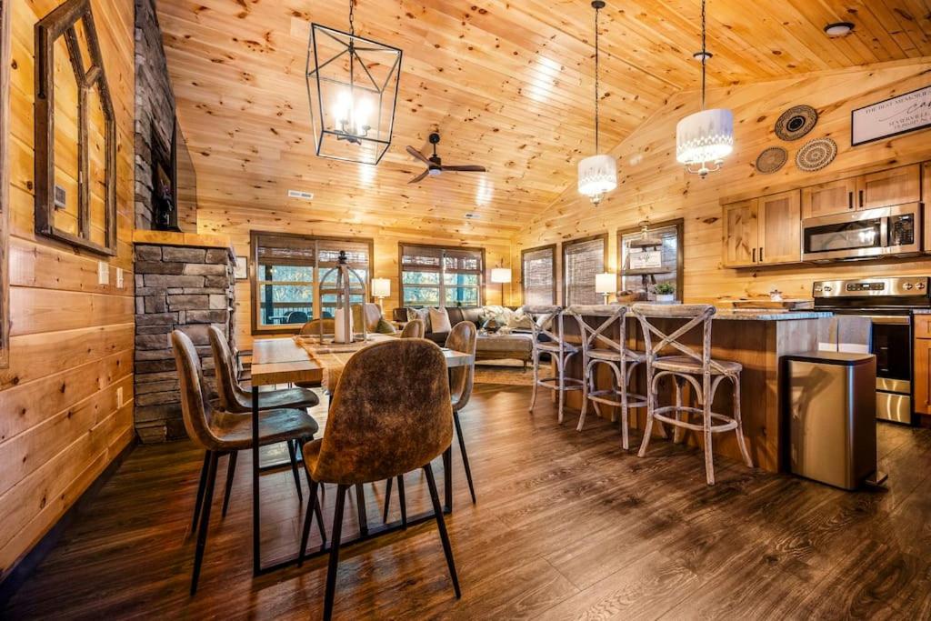 Top Rated Modern 3BD |Secluded |Fire Pit |Arcade