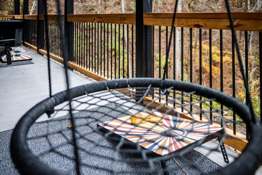 Top Rated Modern 3BD |Secluded |Fire Pit |Arcade