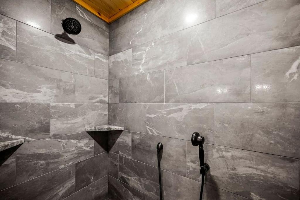 Top Rated Modern 3BD |Secluded |Fire Pit |Arcade