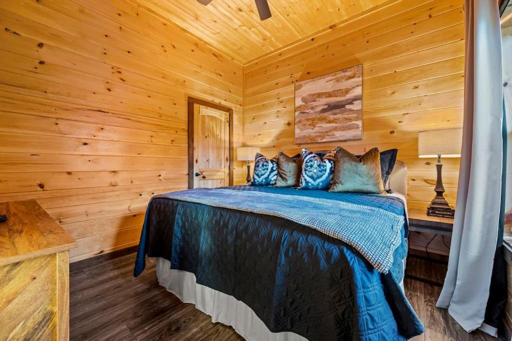 Top Rated Modern 3BD |Secluded |Fire Pit |Arcade