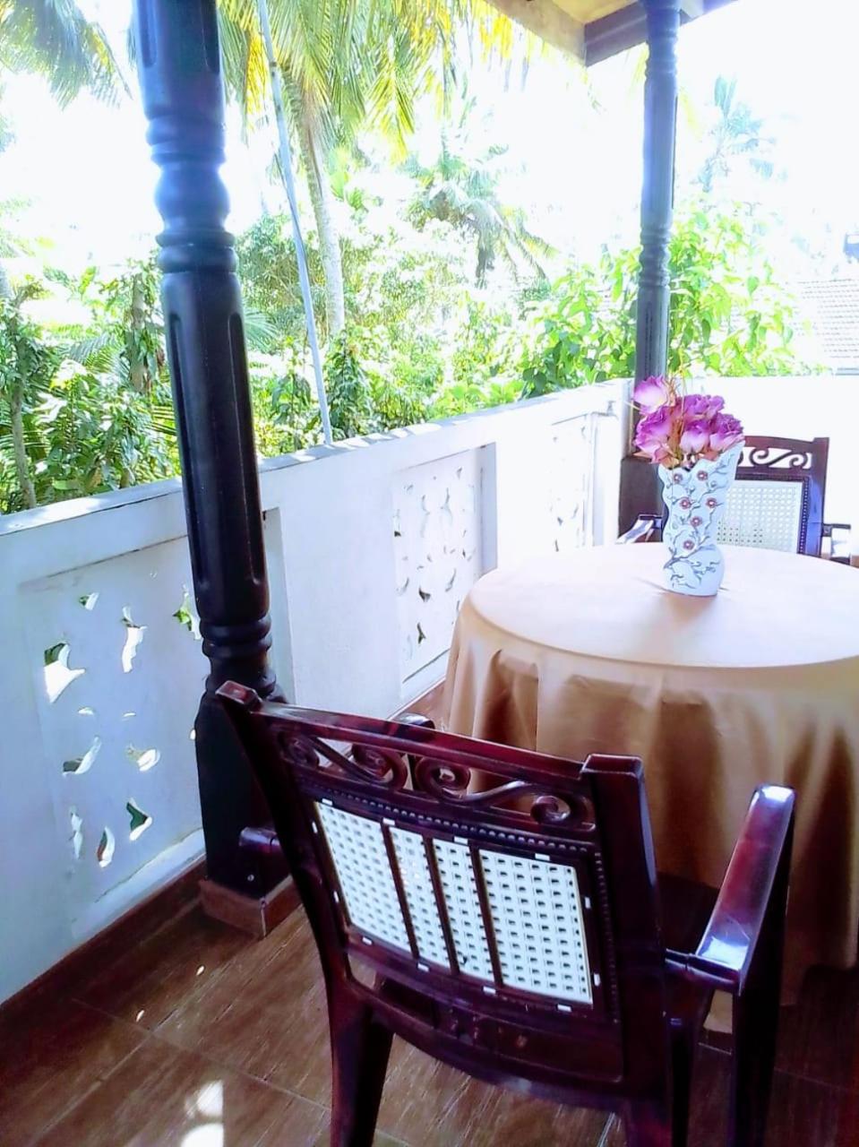 Linu Villa