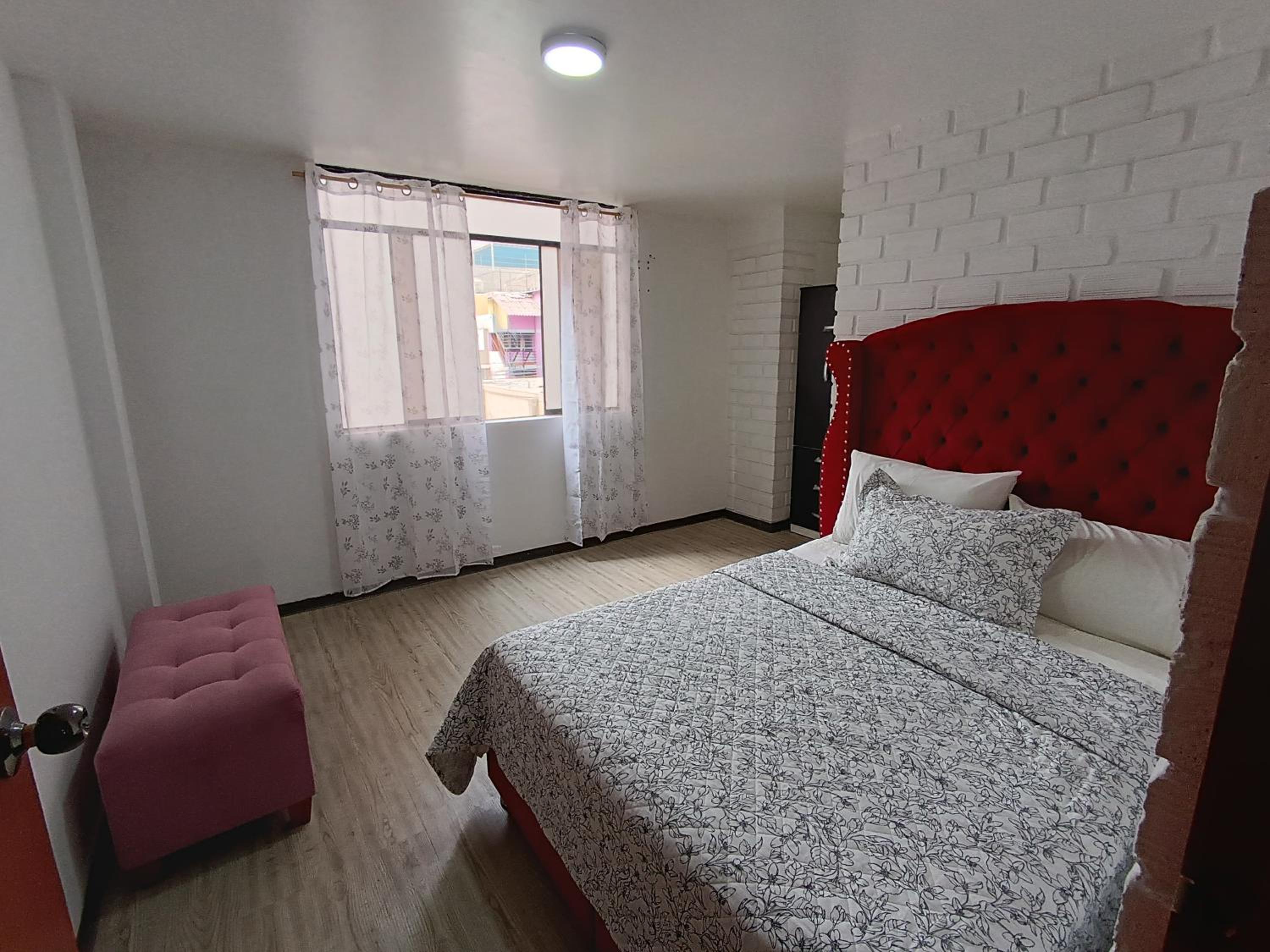 Acogedor APT a 20 min Aeropuerto view 5