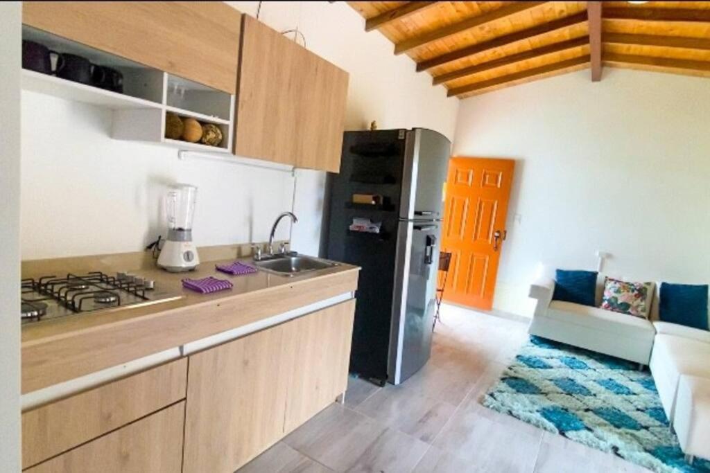 Cabaña Moderna con Jacuzzi y excelente vista San Gil -Pinchote