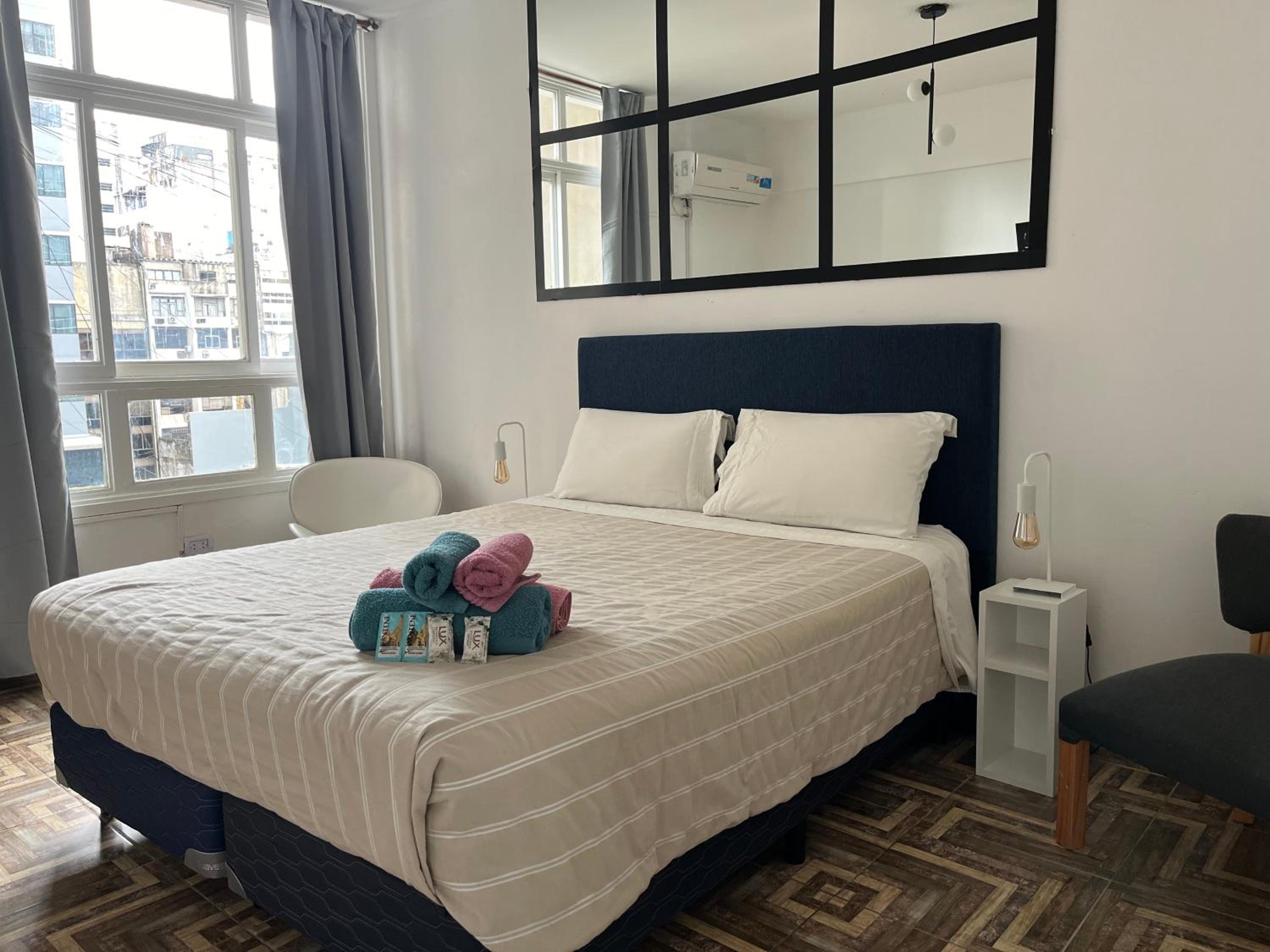 Obelisk Apartment Studio