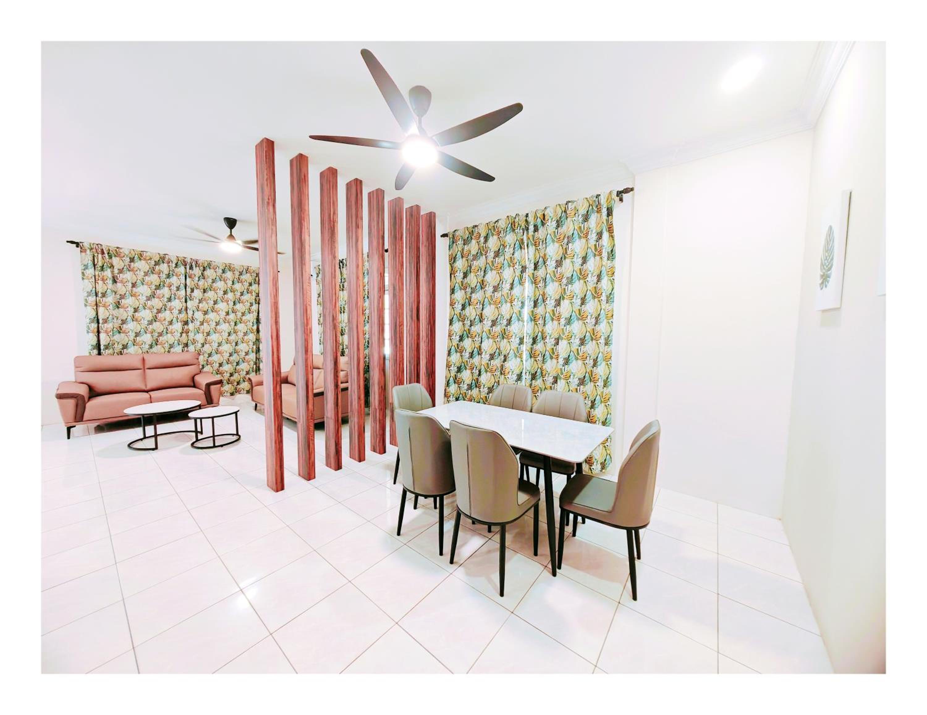 Richmond Residence photo 8