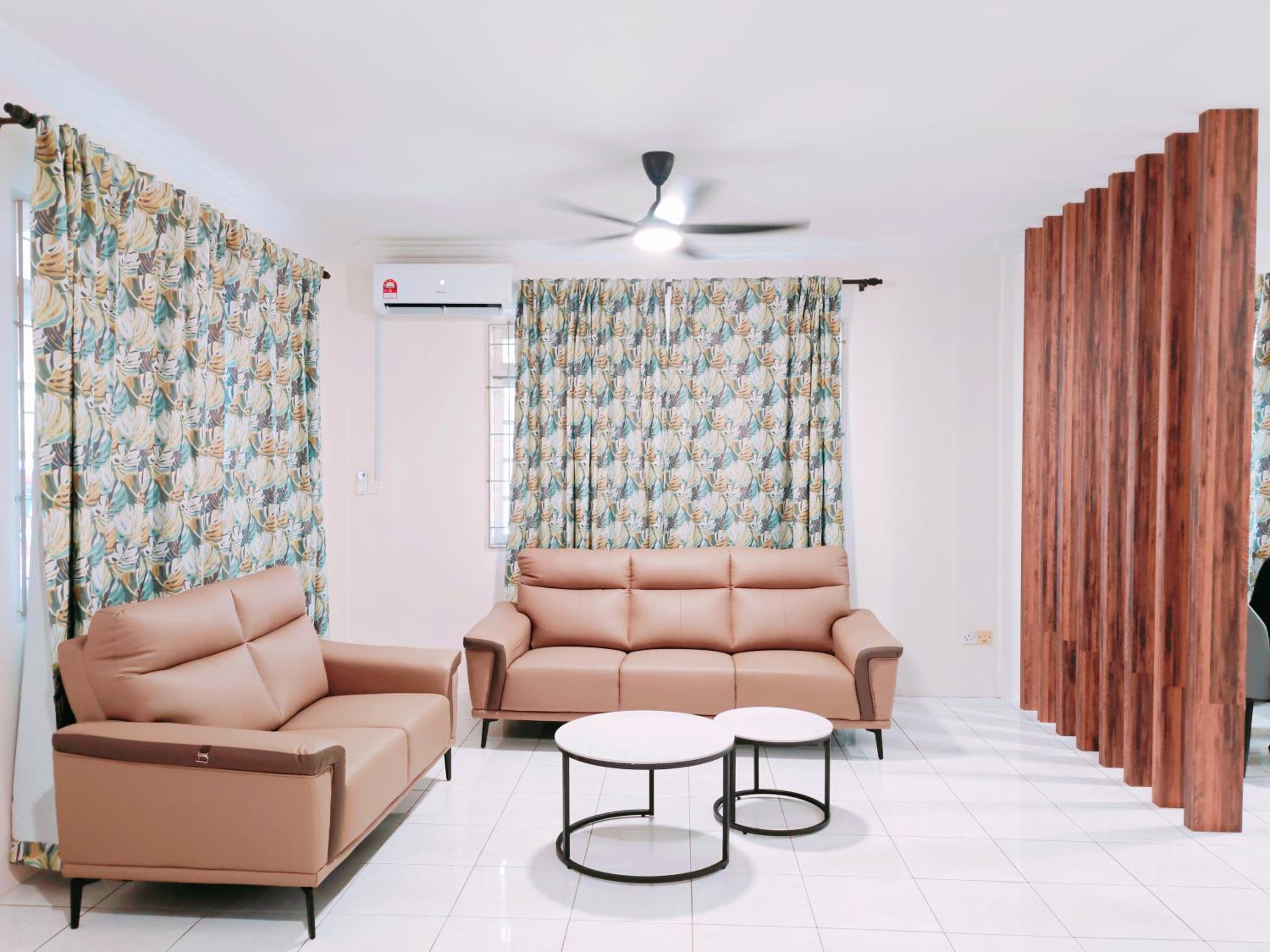 Richmond Residence photo 1
