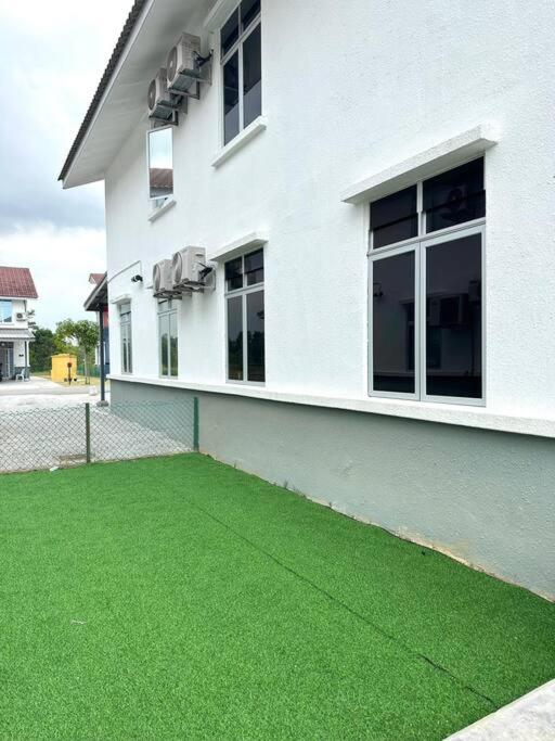 Blue Ocean House 3br DatoOnn JB