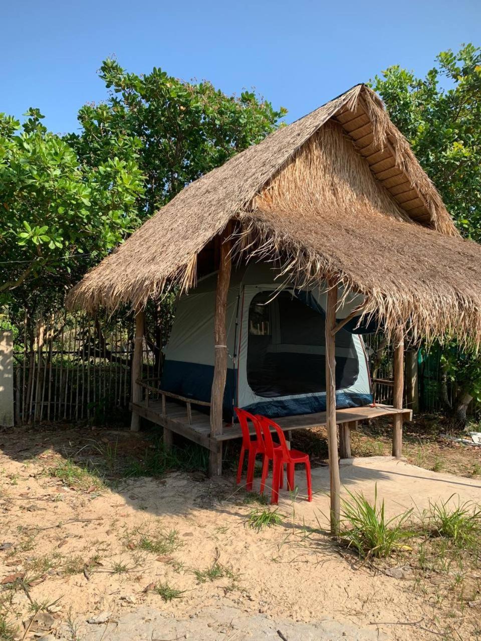 Maloop Cafe Bungalow