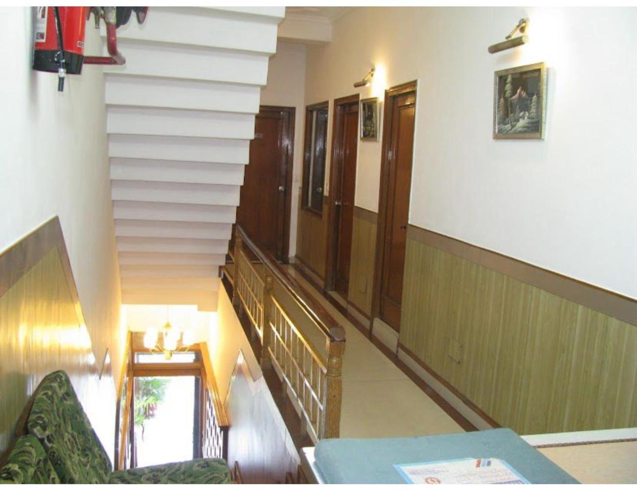 Hotel White Tree, Chandigarh view 3