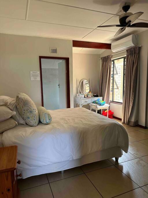 Umzumbe Beach House
