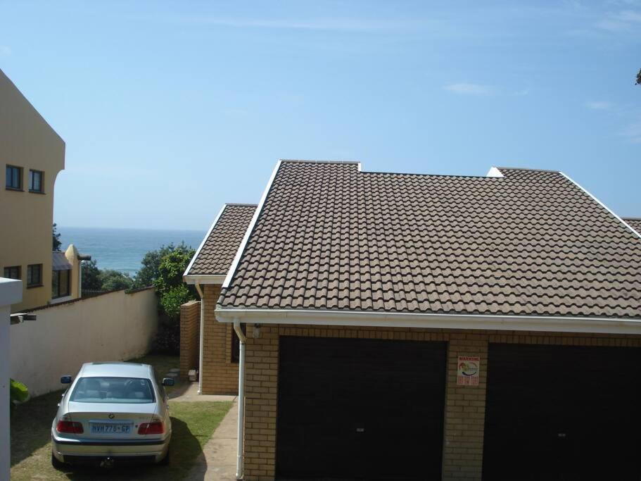 Umzumbe Beach House