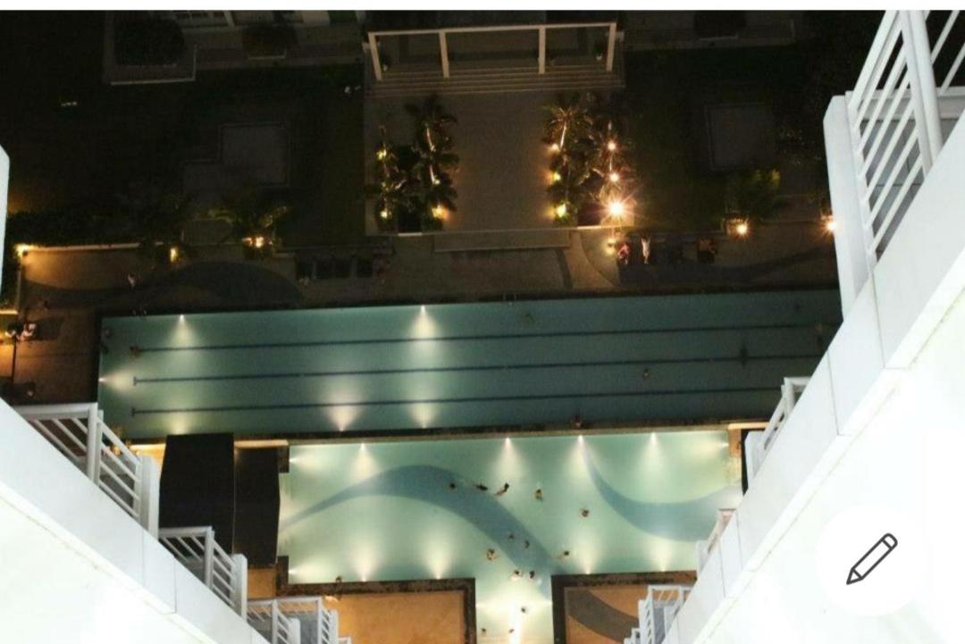 Grass residences furnished condo besides big shopping Mall view 5