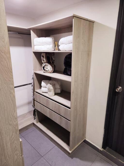 hermoso y nuevo apartamento en laureles
