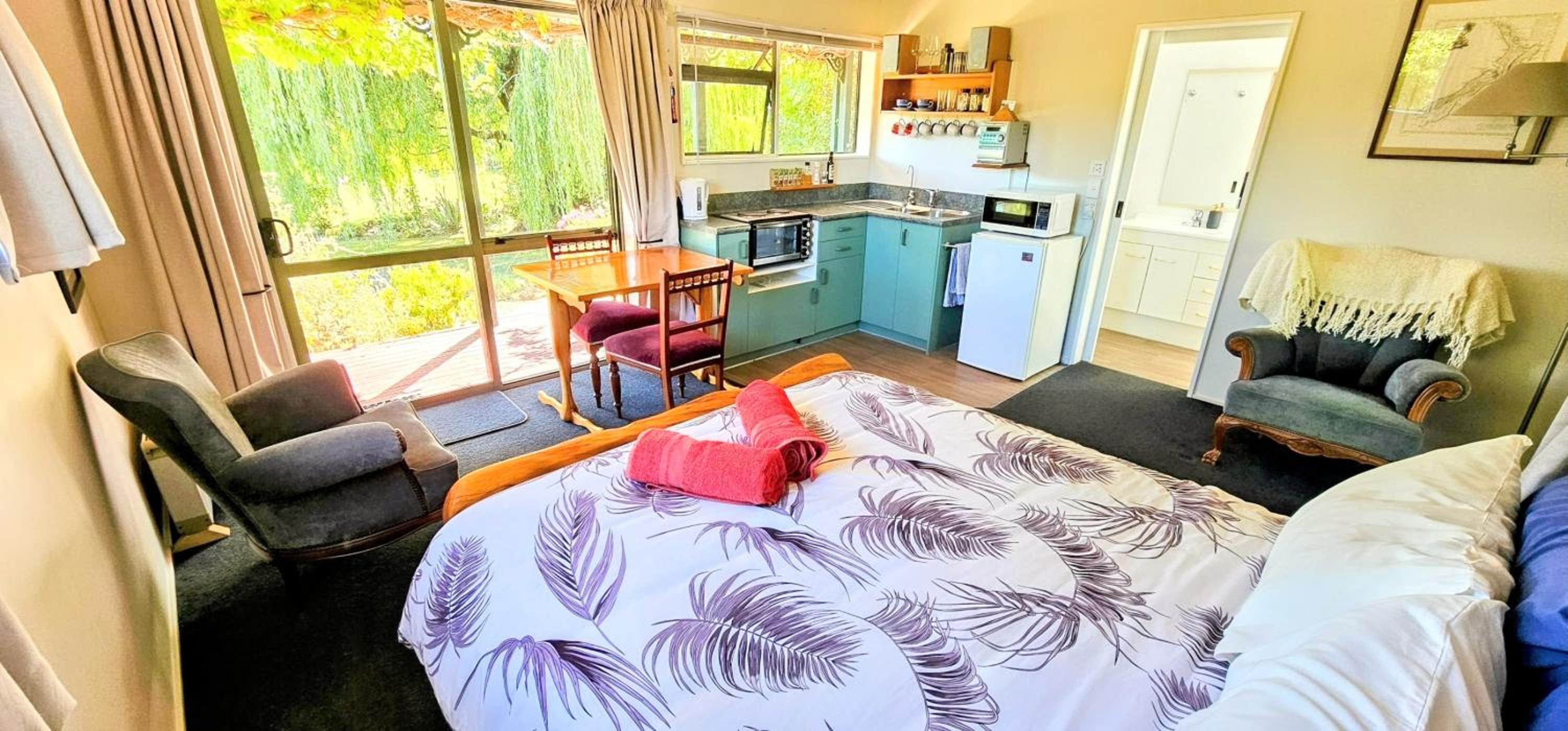 Waterwheel Cottage view 3