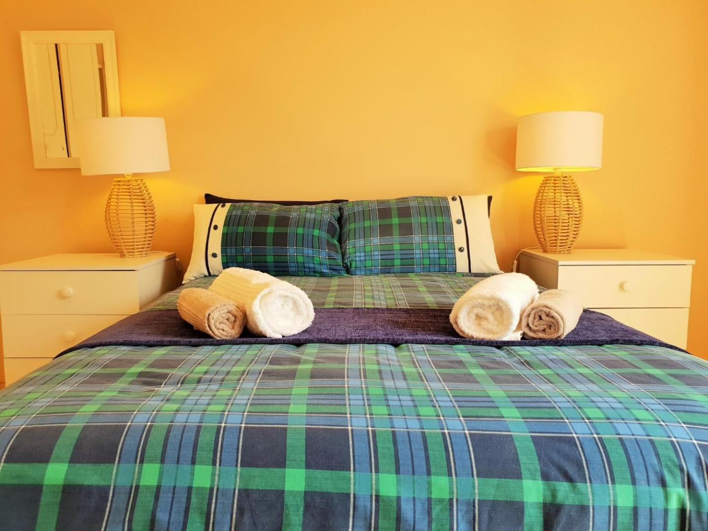 'Terrace-On-Sea'- 2 Min from the beach, 2 bedroom town house, Sleeps 4 view 3