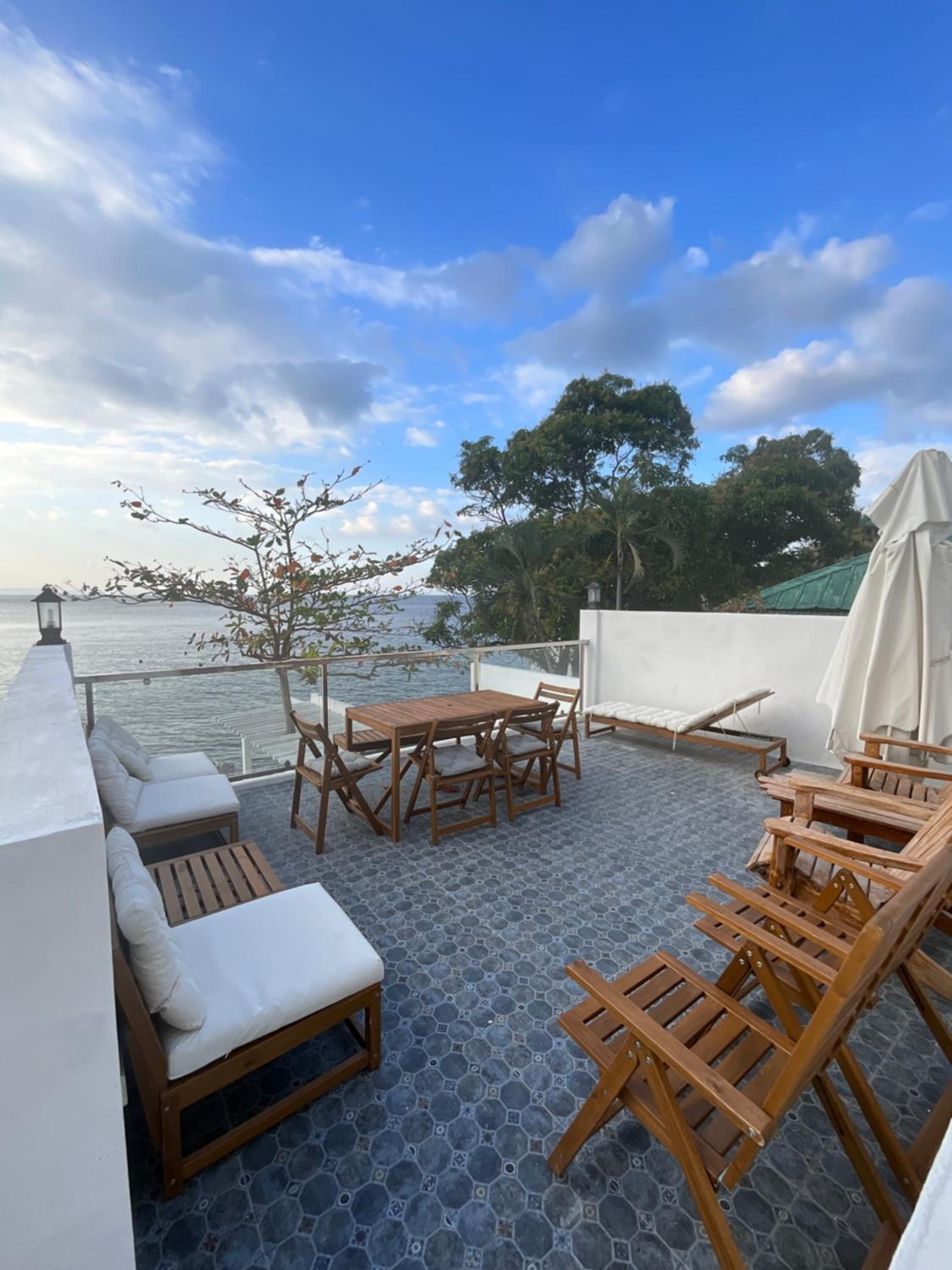 CasaDel Beach House