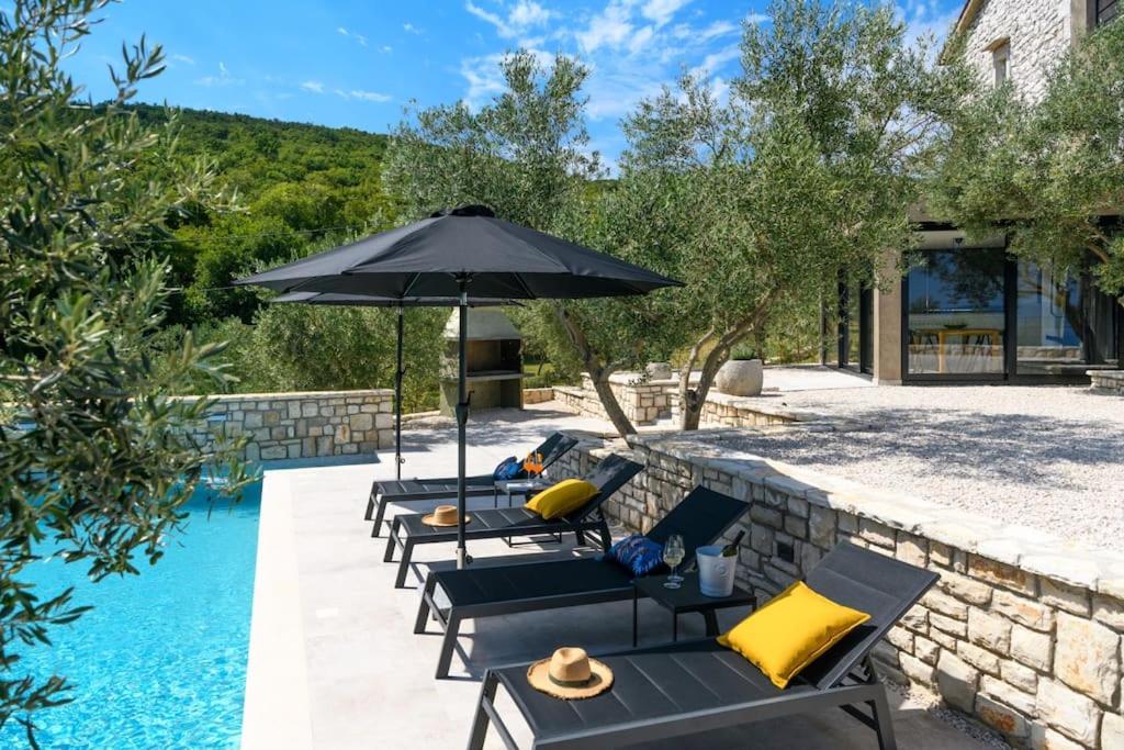 Casa Anonima by Briskva view 4