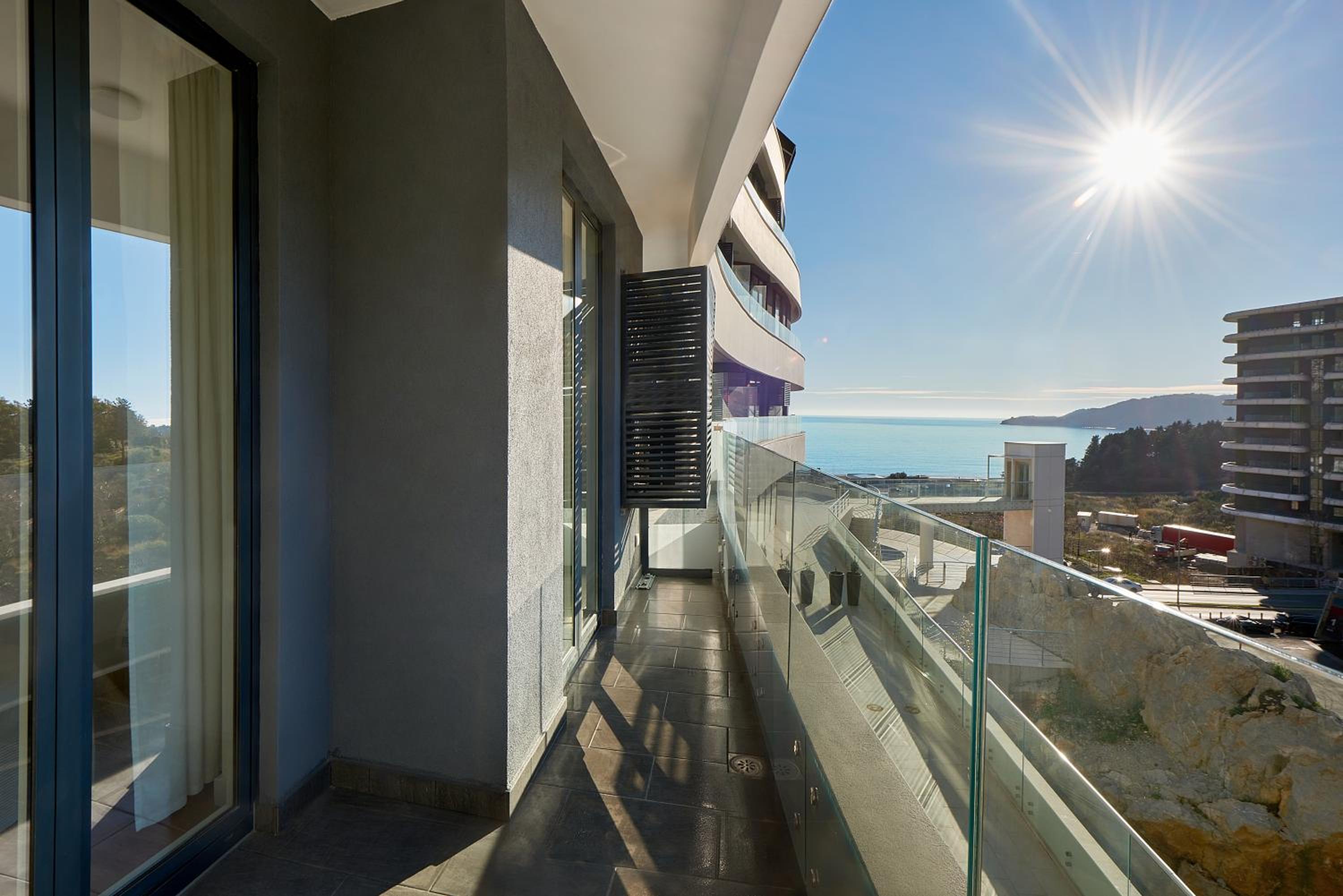 Skyline resort