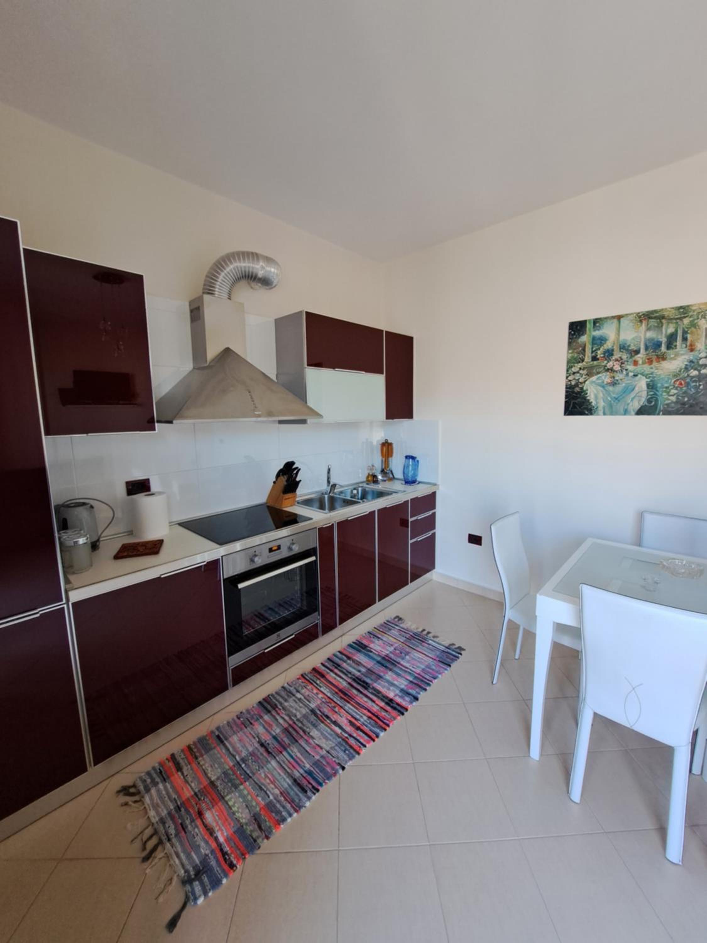 JOHNNY APARTAMENT VLORE