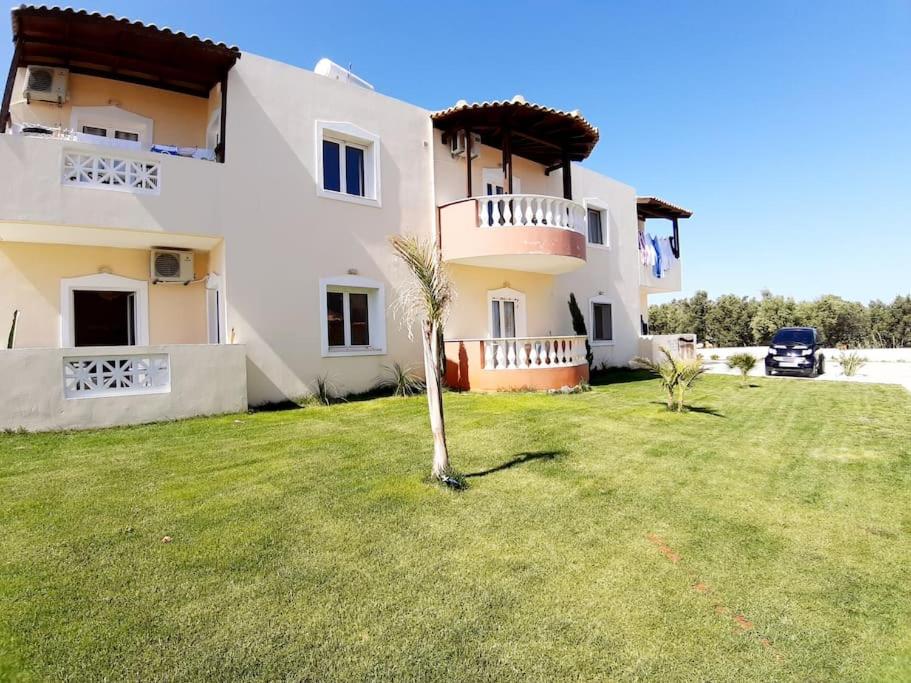 Verano Vista Apartment_near the sea-free parking view 2
