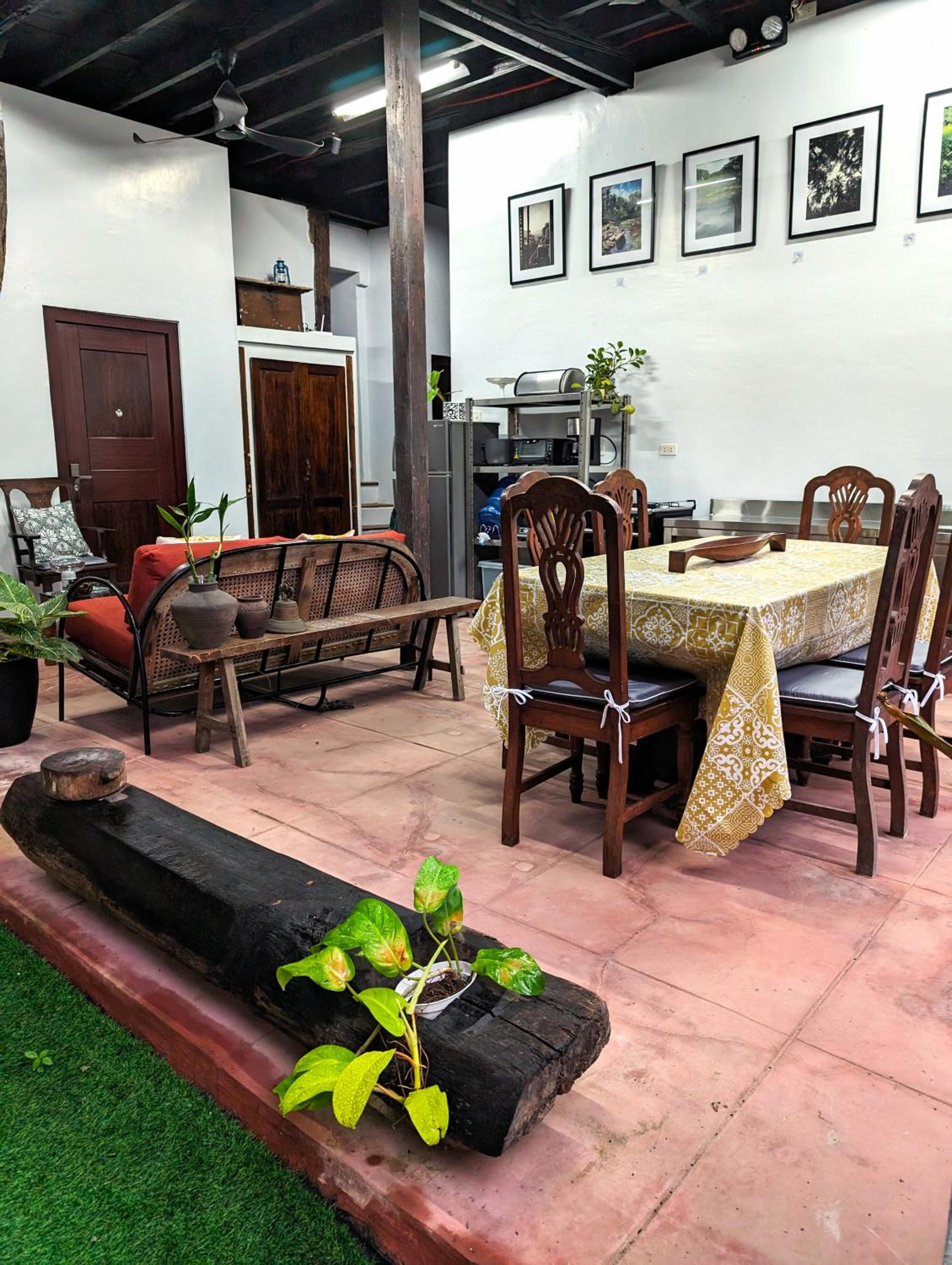 Villanueva House