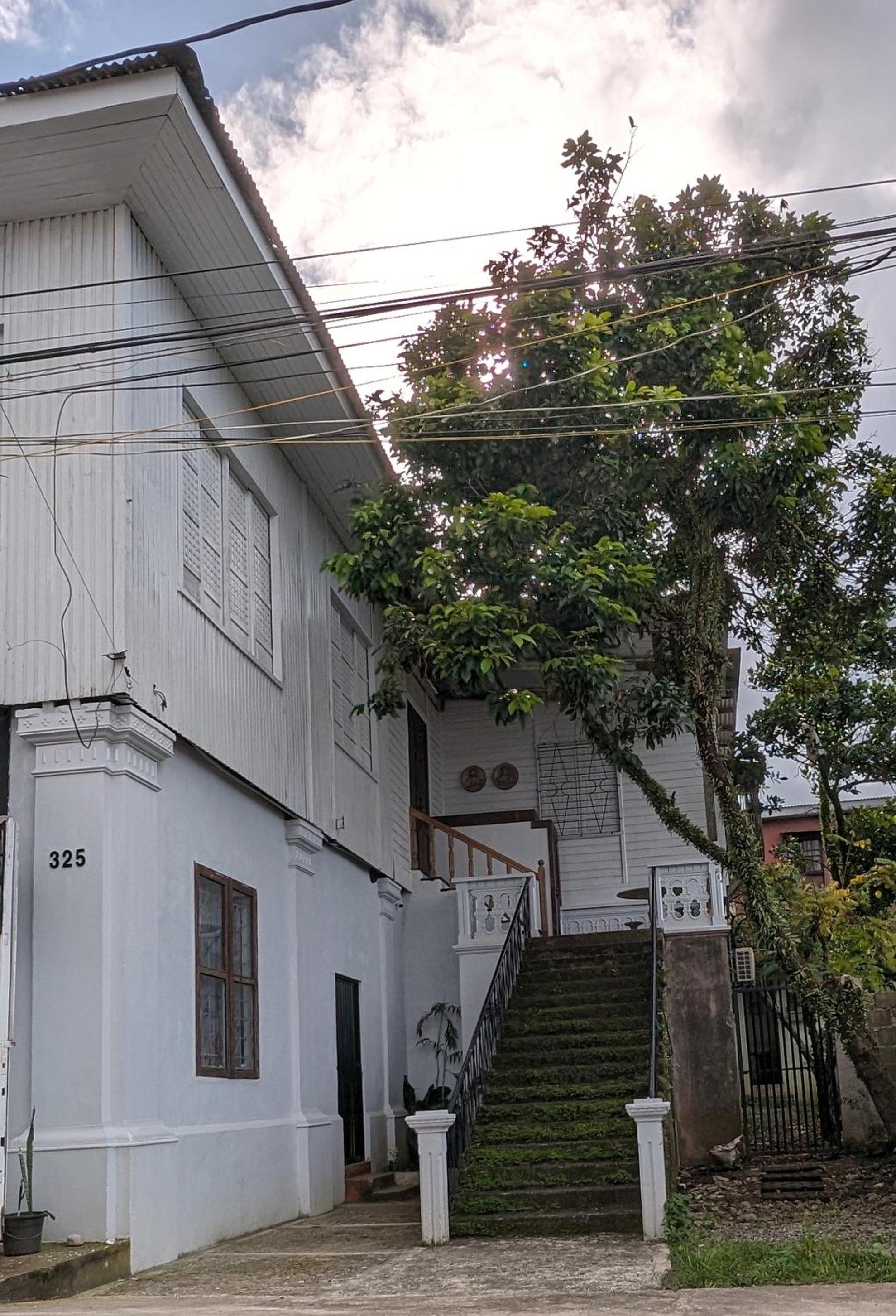 Villanueva House